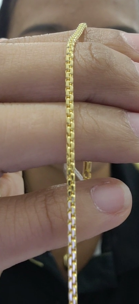 Bracelet