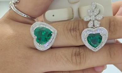 EMERALD SET