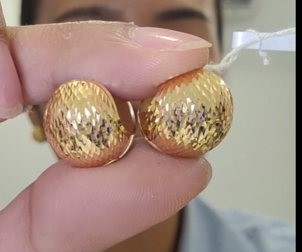 REVERSIBLE EARRING