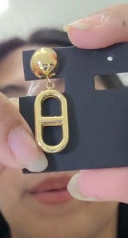Dangling Earring