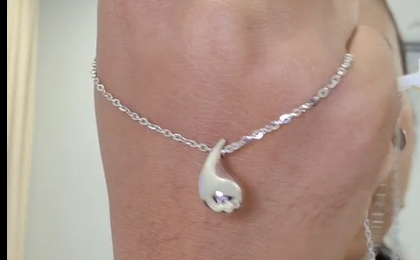 NECKLACE TEARDROP