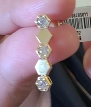EARRING